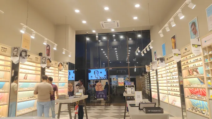 Lenskart.com at Injambakkam