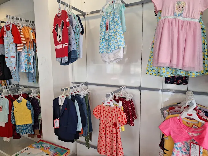 Babyhug Store - Kelambakkam