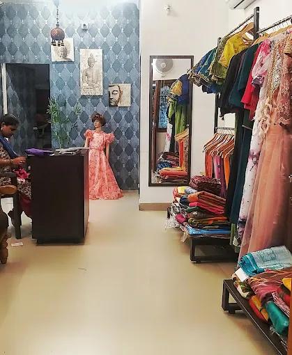 J THE DESIGN HOUSE