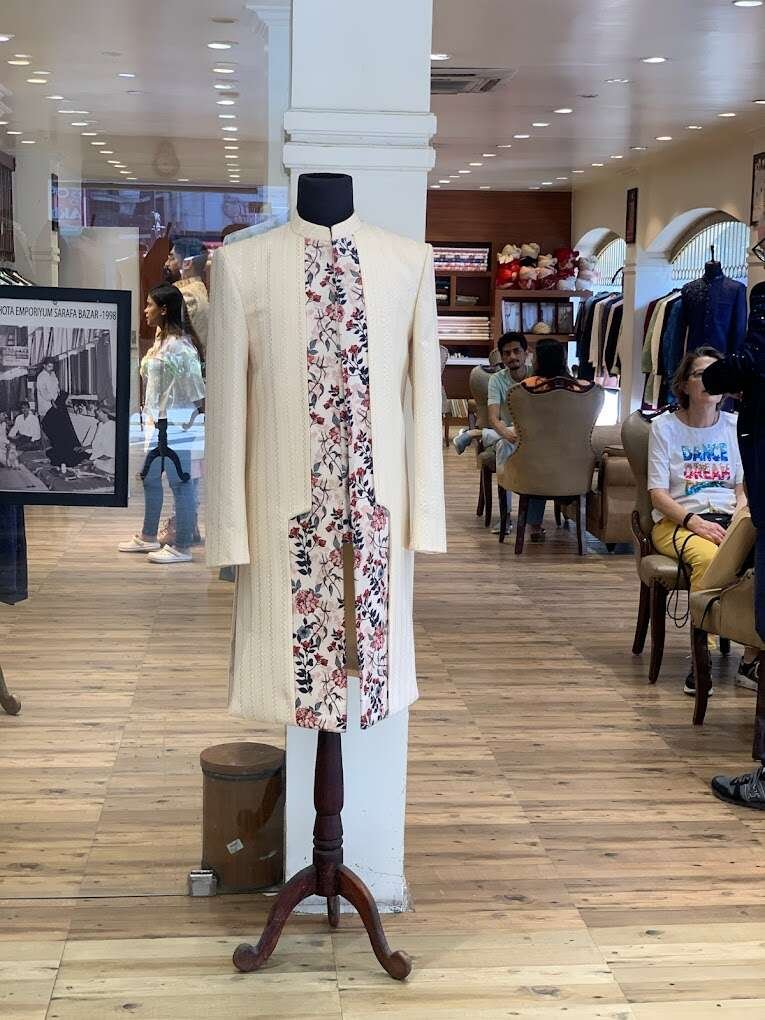Product Image Alt Text
